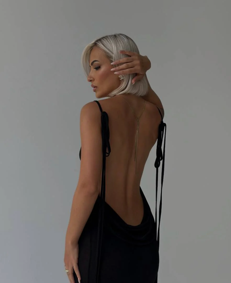 Leona - Verfijnde Backless Maxi-jurk met Strikdetails