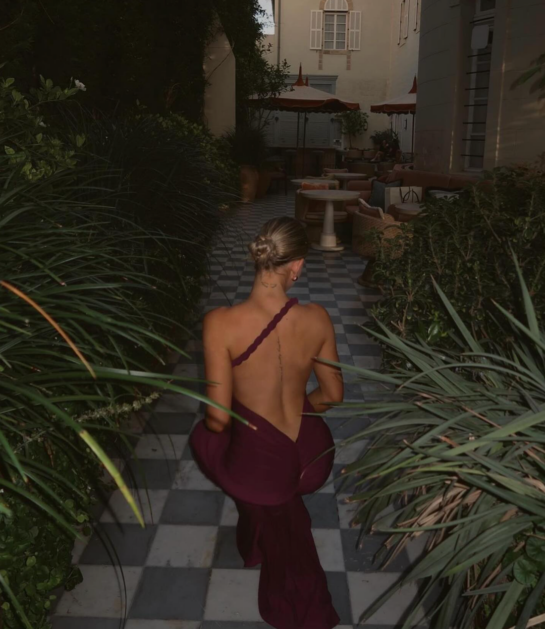 Ayelina – Stretchjurk met verstelbare halslijn