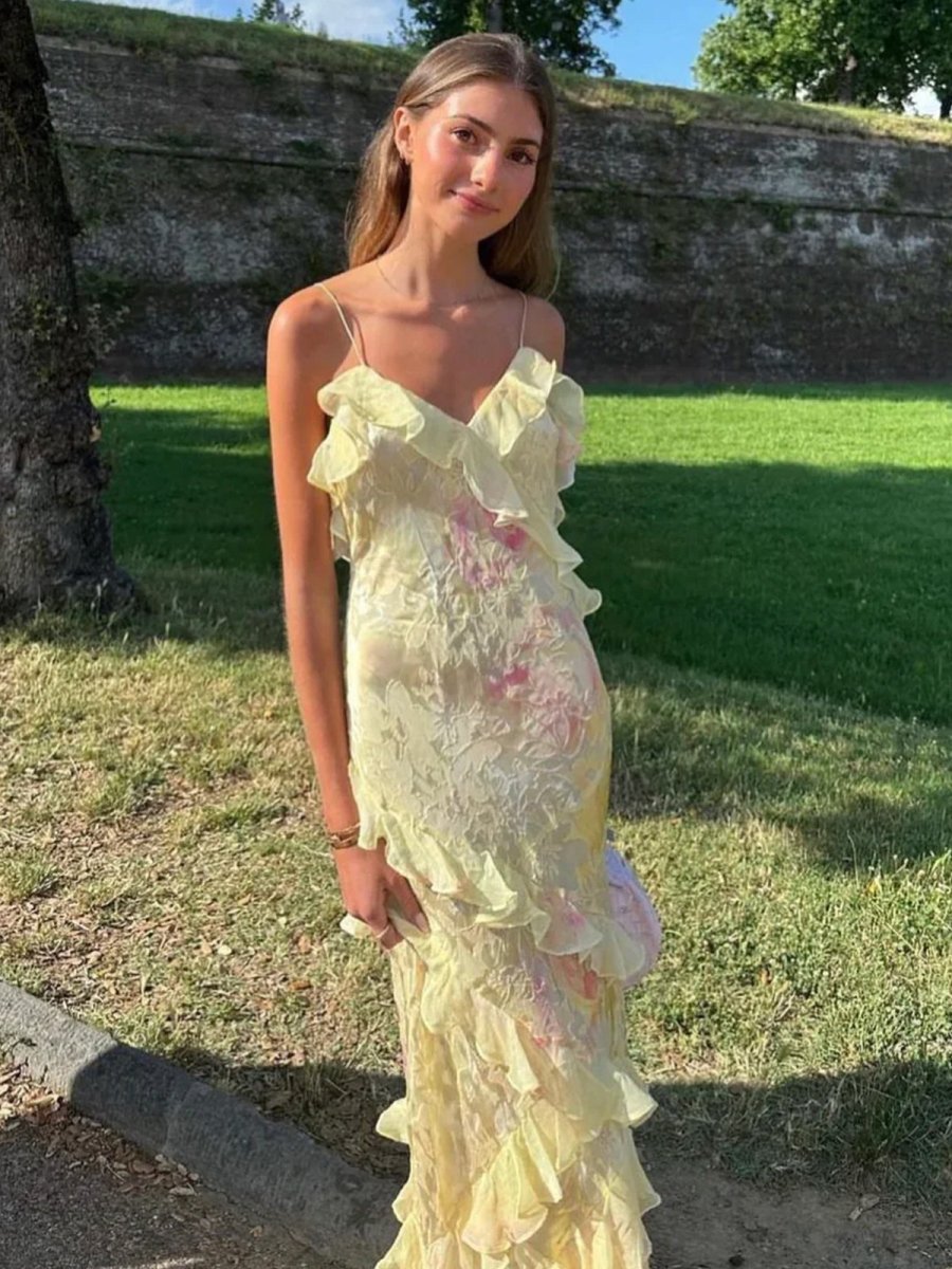 Aureline – Elegante Ruffle Jurk met Speelse Touch