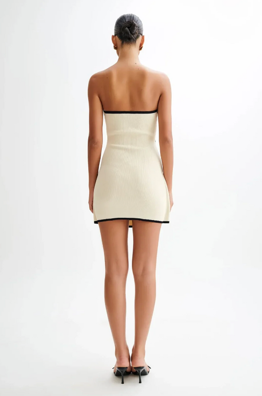 Oriane – Straploze knit jurk met strikdetail